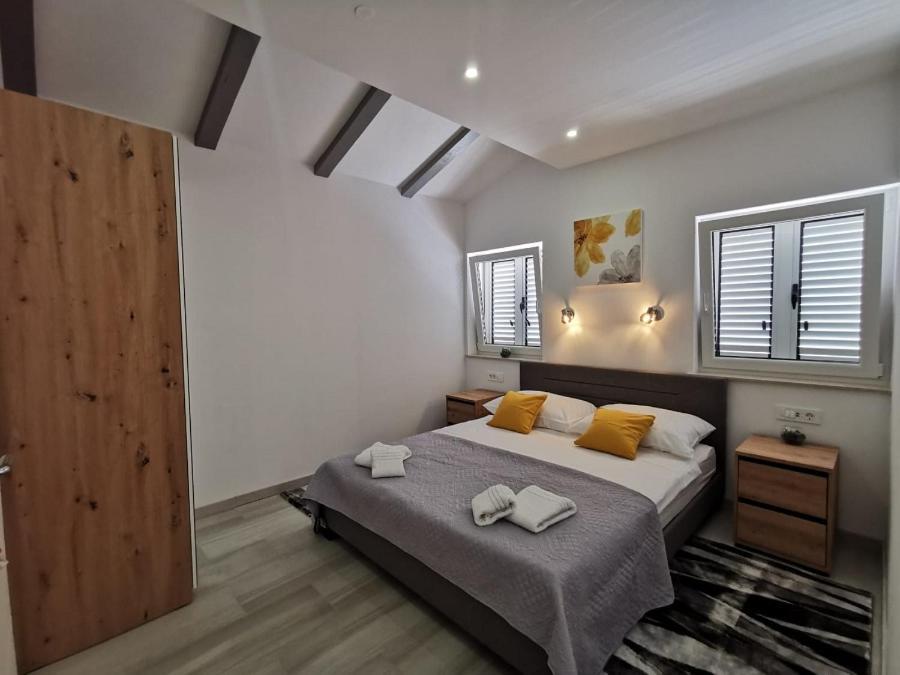 New Nikolina 4 Star Leilighet Mali Lošinj Eksteriør bilde