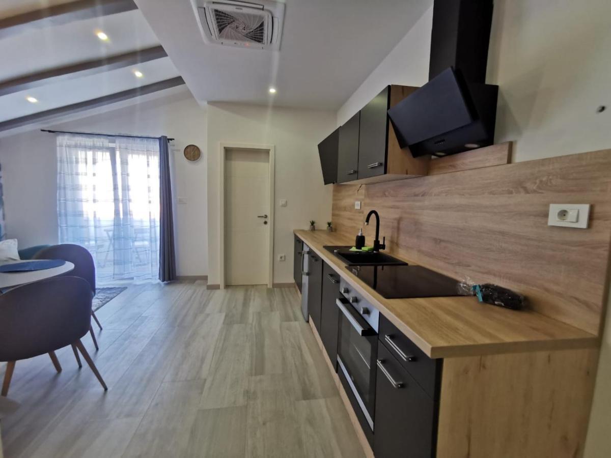 New Nikolina 4 Star Leilighet Mali Lošinj Eksteriør bilde